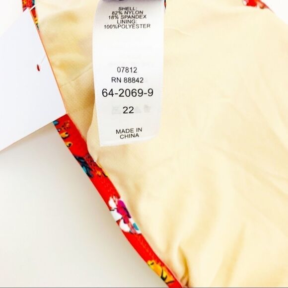 Prodigy Burgeon Ruffle Bikini Top, Ditsy Daisy, 22 - Picture 8 of 9